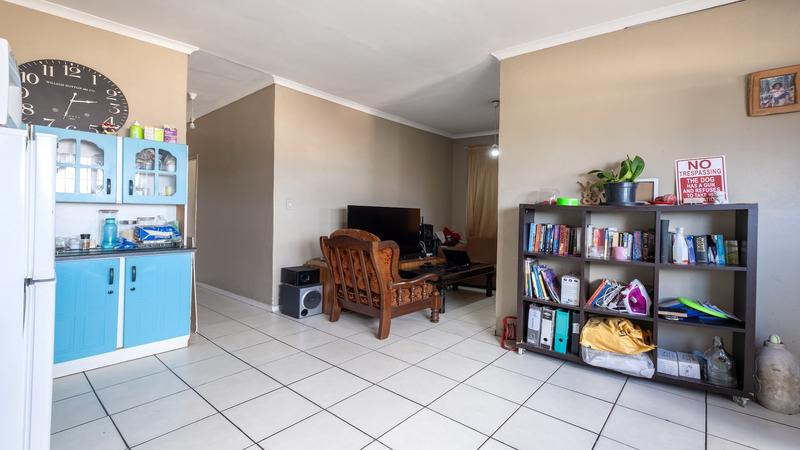 6 Bedroom Property for Sale in Kensington Western Cape